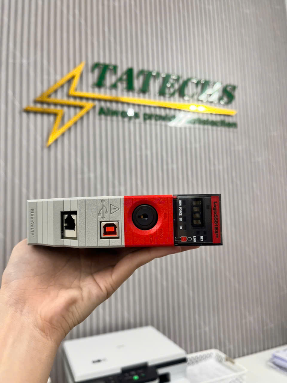 Bộ Lập Trình PLC Safety 1756-L81ES Allen Bradley - GuardLogix 5580 ...
